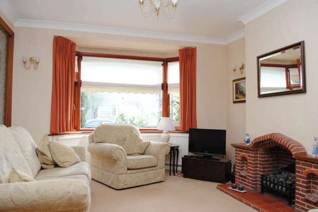  Image of 3 bedroom Terraced house for sale in Bush Elms Road Hornchurch RM11 at Hornchurch, RM11 1LU