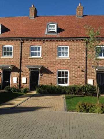  Image of 4 bedroom Detached house for sale in Buttercup Close Salisbury SP2 at Buttercup Close  Salisbury, SP2 8FA