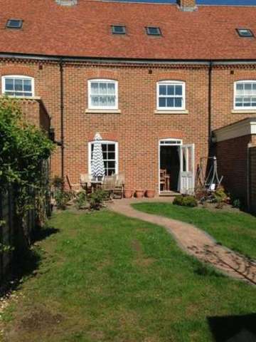  Image of 4 bedroom Detached house for sale in Buttercup Close Salisbury SP2 at Buttercup Close  Salisbury, SP2 8FA