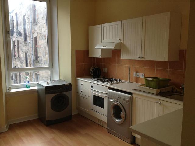  Image of 1 bedroom Flat to rent in Calder Street Glasgow G42 at Govanhill Glasgow Glasgow, G42 7PG