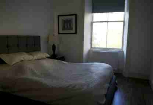  Image of 2 bedroom Flat to rent in Caledonian Place Edinburgh EH11 at Edinburgh  Edinburgh, EH11 2AW