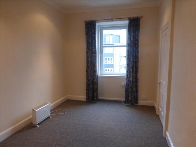  Image of 1 bedroom Flat to rent in Cambusnethan Street Edinburgh EH7 at Abbeyhill Edinburgh Edinburgh, EH7 5UA