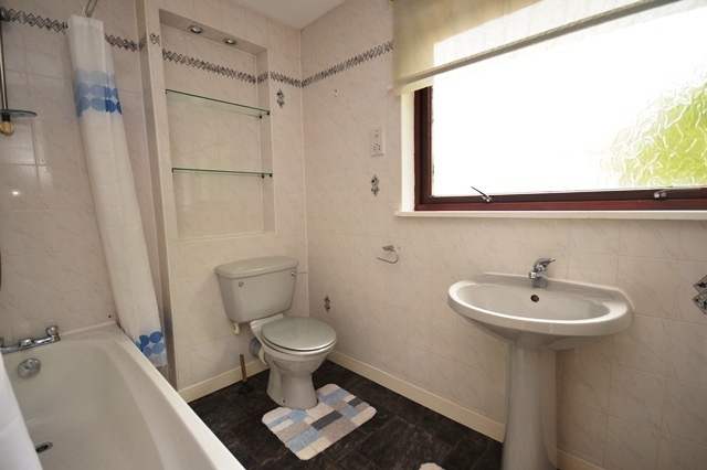  Image of 3 bedroom Detached house to rent in Candlemaker