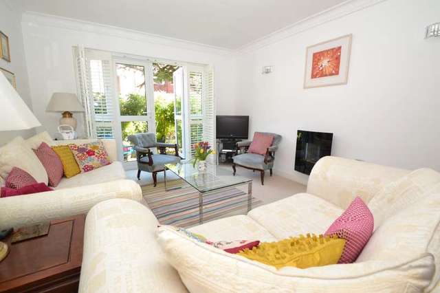  Image of 2 bedroom Flat for sale in Canford Cliffs Road Canford Cliffs Poole BH13 at 162-164 Canford Cliffs Road  Poole, BH13 7EJ