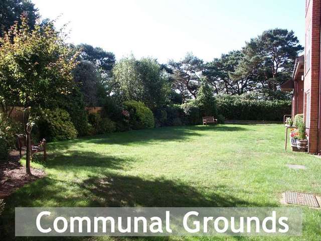  Image of 2 bedroom Flat for sale in Canford Cliffs Road Canford Cliffs Poole BH13 at 162-164 Canford Cliffs Road  Poole, BH13 7EJ