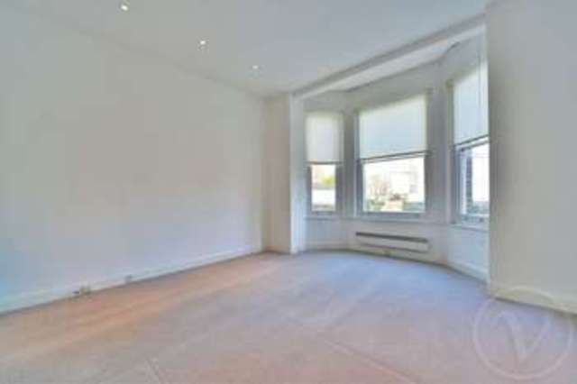  Image of 2 bedroom Flat to rent in Cannon Place London NW3 at Cannon Place Hampstead London, NW3 1EH