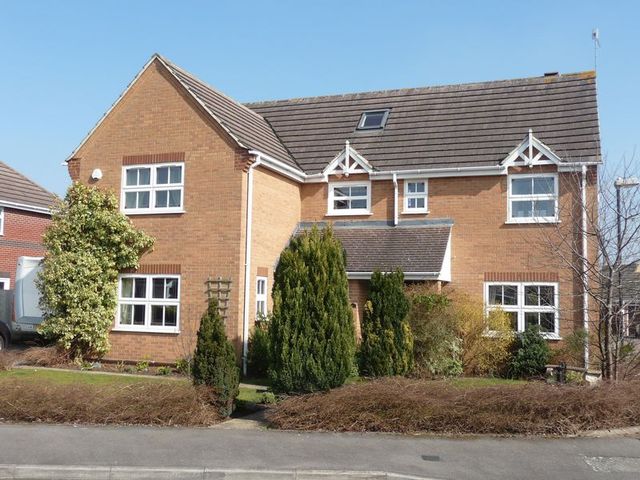  Image of 6 bedroom Detached house for sale in Capesthorne Drive Swindon SN25 at Capesthorne Drive Haydon Wick Swindon, SN25 1UP