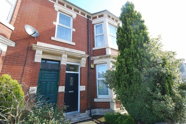  Image of 4 bedroom Detached house to rent in Cartington Terrace Heaton Newcastle upon Tyne NE6 at Cartington Terrace Array Byker, NE6 5SE