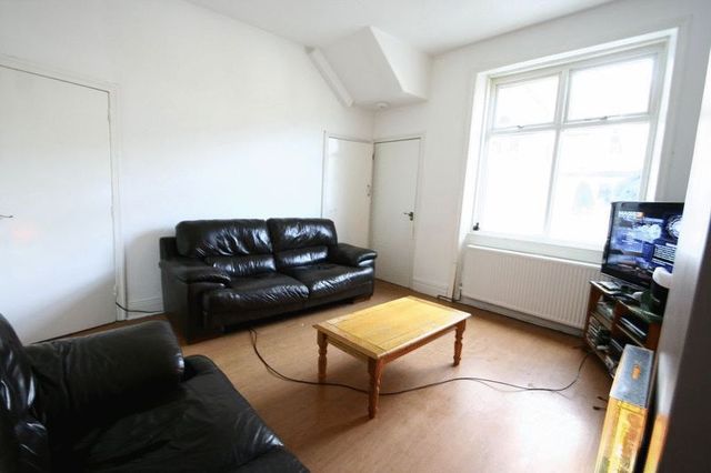  Image of 4 bedroom Detached house to rent in Cartington Terrace Heaton Newcastle upon Tyne NE6 at Cartington Terrace Array Byker, NE6 5SE