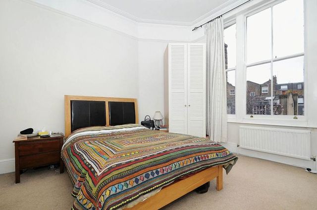  Image of 2 bedroom Flat to rent in Castellain Road London W9 at Castellain Road Array Maida Vale, W9 1EY