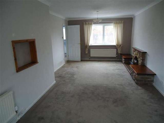 Image of 3 bedroom Semi-Detached house for sale in Castle Lodge Crescent Caldicot NP26 at Caldicot, NP26 4JL