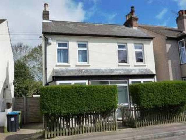  Image of 4 bedroom Detached house for sale in Addison Road Caterham CR3 at Addison Road Caterham On The Hill CATERHAM, CR3 5LW