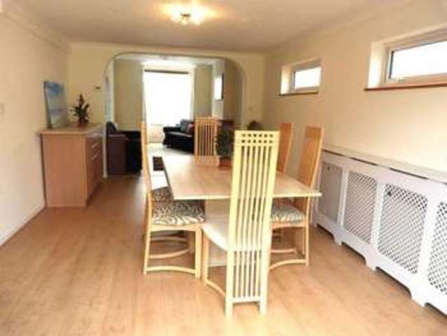  Image of 4 bedroom Detached house for sale in Addison Road Caterham CR3 at Addison Road Caterham On The Hill CATERHAM, CR3 5LW