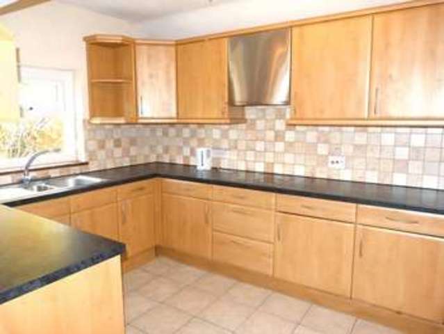  Image of 4 bedroom Detached house for sale in Addison Road Caterham CR3 at Addison Road Caterham On The Hill CATERHAM, CR3 5LW