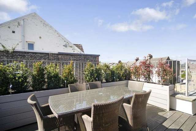  Image of 2 bedroom Flat for sale in Cavendish Road London SW12 at Cavendish Road  London, SW12 0PJ