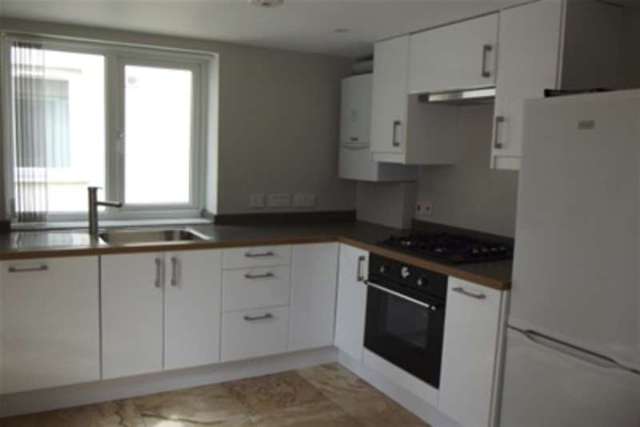  Image of 1 bedroom Flat to rent in Cavendish Road Southsea PO5 at Southsea, PO5 2DG