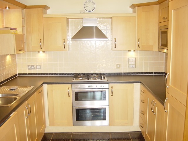  Image of 1 bedroom Apartment to rent in Canute Road Southampton SO14 at 85 Canute Road  Southampton, SO14 3FY