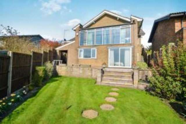  Image of 3 bedroom Bungalow for sale in Chesterfield Road Huthwaite Sutton-in-Ashfield NG17 at Huthwaite Sutton-in-Ashfield Huthwaite, NG17 2PW