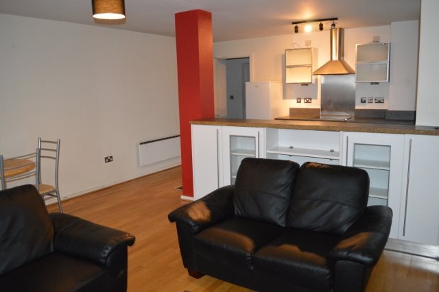  Image of 2 bedroom Flat to rent in Blantyre Street Manchester M15 at 1 Blantyre Street Manchester Hulme, M15 4JT