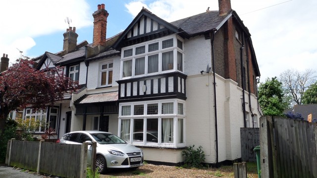  Image of 2 bedroom Flat to rent in Clarendon Road Wallington SM6 at 14 Clarendon Road  Wallington, SM6 8QX