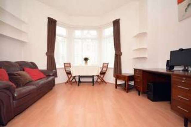  Image of 1 bedroom Flat to rent in Claude Road Cardiff CF24 at Claude Road Roath Cardiff, CF24 3QB