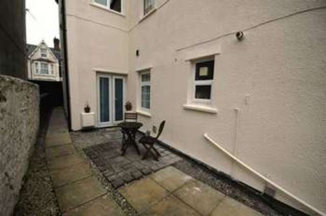  Image of 1 bedroom Flat to rent in Claude Road Cardiff CF24 at Claude Road Roath Cardiff, CF24 3QB