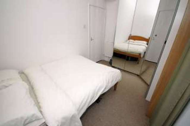  Image of 1 bedroom Flat to rent in Claude Road Cardiff CF24 at Claude Road Roath Cardiff, CF24 3QB