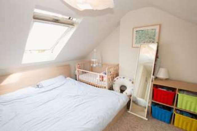  Image of 3 bedroom Flat for sale in Cleveland Road Chichester PO19 at Cleveland Road  Chichester, PO19 7AF