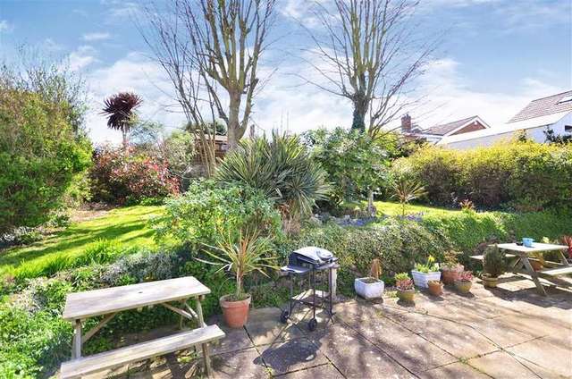  Image of 4 bedroom Bungalow for sale in Cliff Gardens Minster on Sea Sheerness ME12 at Minster On Sea Sheerness Sheerness, ME12 3QZ