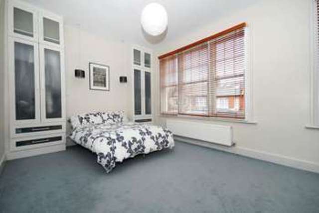  Image of 4 bedroom Detached house to rent in Clovelly Road London N8 at Crouch End London Hornsey, N8 7RL