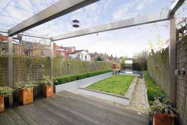 Image of 4 bedroom Detached house to rent in Clovelly Road London N8 at Crouch End London Hornsey, N8 7RL