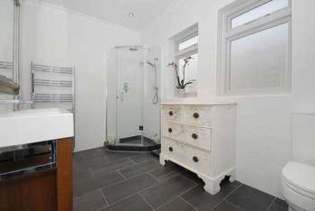  Image of 4 bedroom Detached house to rent in Clovelly Road London N8 at Crouch End London Hornsey, N8 7RL