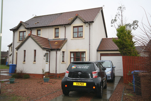  Image of 3 bedroom Semi-Detached house to rent in Clovis Duveau Drive Invergowrie Dundee DD2 at West End Dundee Dundee, DD2 5JA