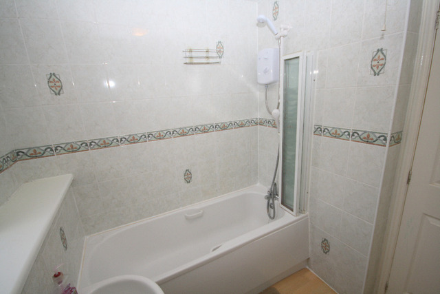  Image of 3 bedroom Semi-Detached house to rent in Clovis Duveau Drive Invergowrie Dundee DD2 at West End Dundee Dundee, DD2 5JA