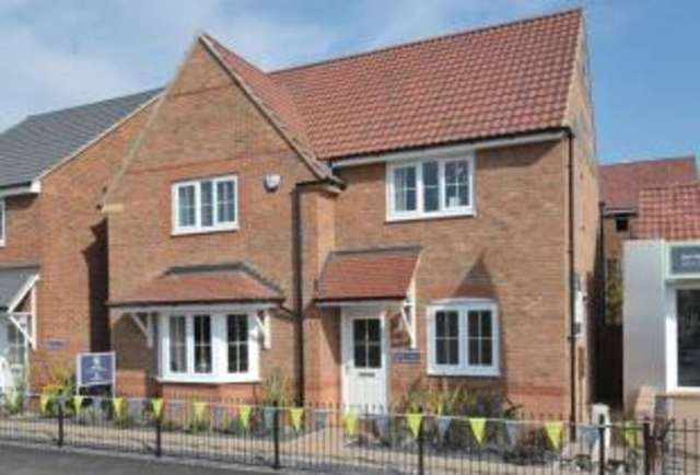  Image of 4 bedroom Detached house for sale in Cockett Lane Farnsfield Newark NG22 at Farnsfield  Farnsfield, NG22 8LF