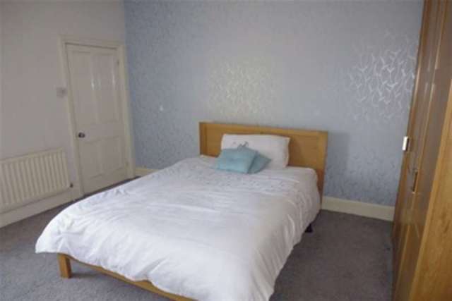  Image of 2 bedroom Detached house to rent in Coldbath Road Moseley Birmingham B13 at Birmingham, B13 0AG