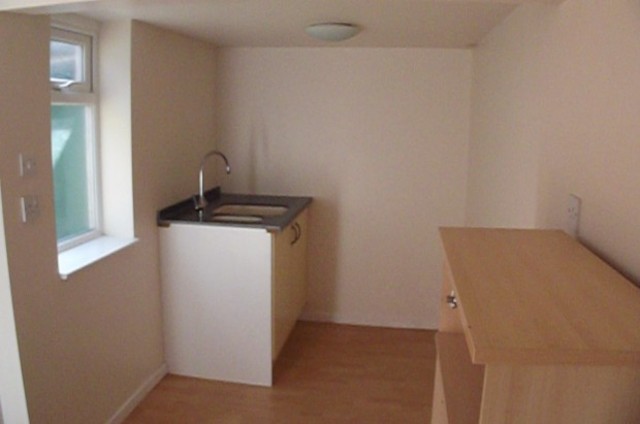  Image of 3 bedroom End of Terrace to rent in Colenso Road Ashton-on-Ribble Preston PR2 at Colenso Road Ashton-on-Ribble Preston, PR2 2LL
