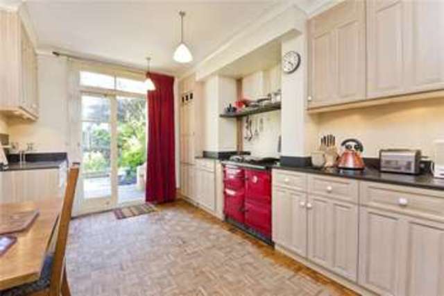  Image of 3 bedroom Terraced house for sale in Colvestone Crescent London E8 at Hackney London Dalston, E8 2LH