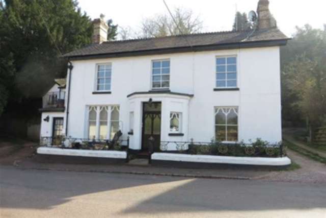  Image of 2 bedroom Flat to rent in Combeinteignhead Newton Abbot TQ12 at Newton Abbot, TQ12 4RG