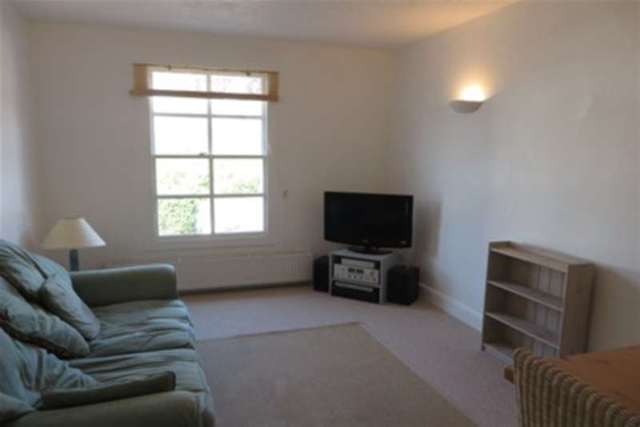  Image of 2 bedroom Flat to rent in Combeinteignhead Newton Abbot TQ12 at Newton Abbot, TQ12 4RG