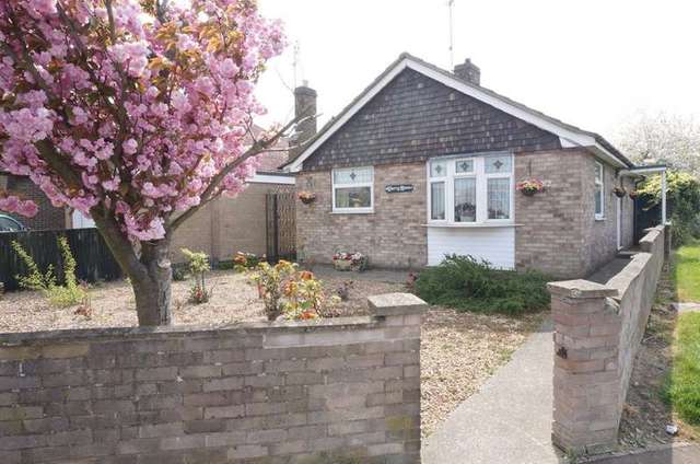  Image of 2 bedroom Bungalow for sale in Coneygree Road Stanground Peterborough PE2 at Coneygree Road  Peterborough, PE2 8JY