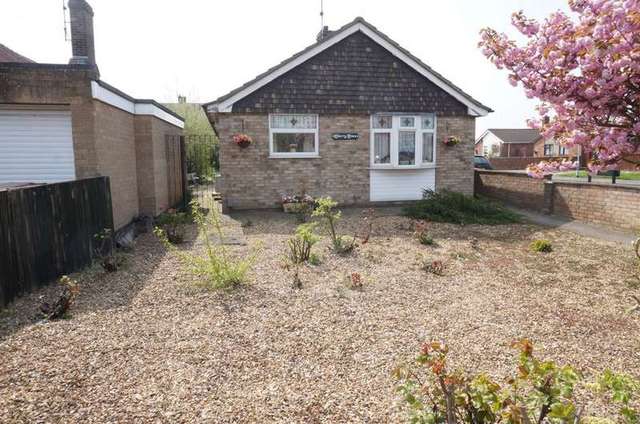  Image of 2 bedroom Bungalow for sale in Coneygree Road Stanground Peterborough PE2 at Coneygree Road  Peterborough, PE2 8JY