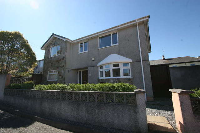  Image of 4 bedroom Detached house for sale in Cremyll Road Torpoint PL11 at Torpoint Torpoint, PL11 2DY