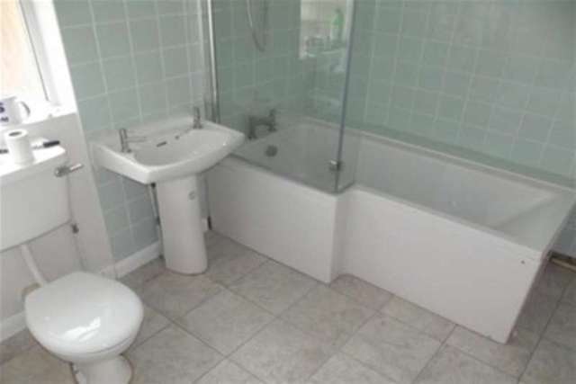  Image of 2 bedroom Detached house to rent in Cromer Road Nottingham NG3 at Nottingham, NG3 3LF
