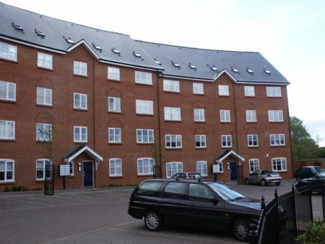  Image of 3 bedroom Flat to rent in Prebend Street Bedford MK40 at Prebend Street Bedford Bedford, MK40 1BN