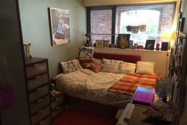  Image of 2 bedroom Property to rent in Crown Street Leeds LS2 at Leeds, LS2 7DA
