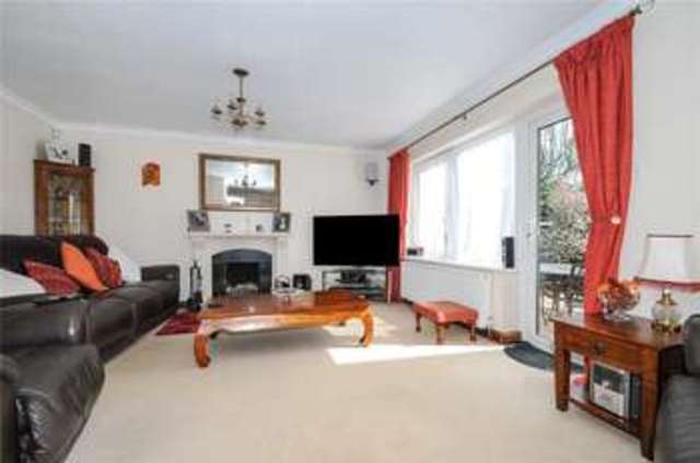  Image of 5 bedroom Detached house for sale in Culley Way Maidenhead SL6 at Maidenhead Berkshire Woodlands Park, SL6 3PX