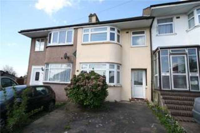  Image of 3 bedroom Terraced house for sale in Dale Avenue Edgware HA8 at Edgware Middx Burnt Oak, HA8 6AF