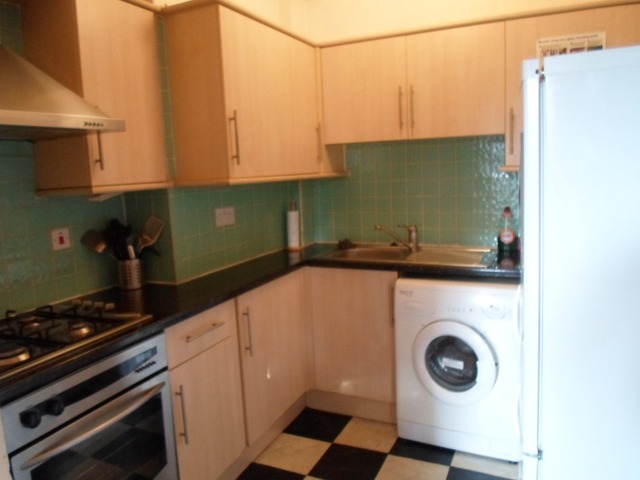  Image of 2 bedroom Flat to rent in Dalry Road Edinburgh EH11 at Dalry Edinburgh Edinburgh, EH11 2ES