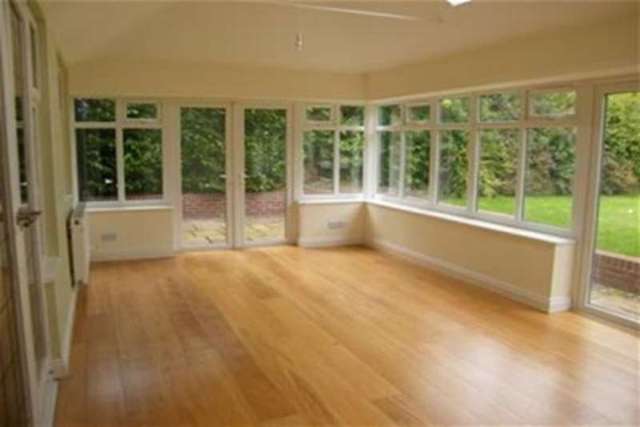  Image of 4 bedroom Detached house to rent in Dartmouth Avenue Newcastle-under-Lyme ST5 at Newcastle, ST5 3NT